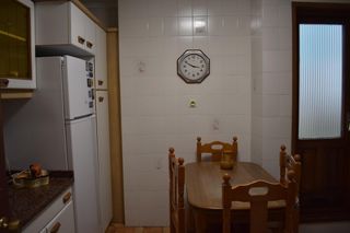 Location Appartement à Cuatro Caminos. Alquiler de piso en cuatro caminos