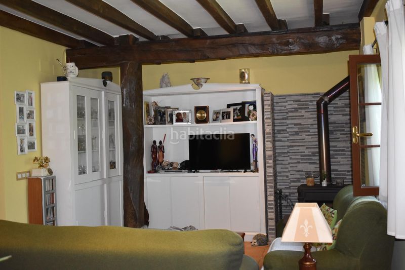 Foto e3f80535-392c-41e3-b169-cd0db58aa619. Casa amb aparcament a Ribamontán al Monte