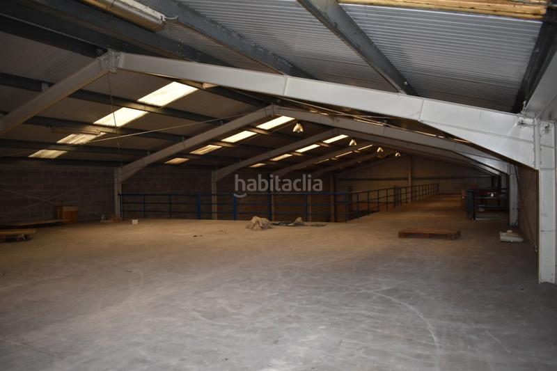 Foto 96403918-5bd0-4409-8f0c-4efd2d45e7c8. Nave industrial nave en venta . en Revilla Camargo