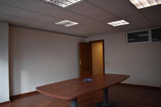 Nau industrial a Revilla. Nave en venta en camargo.