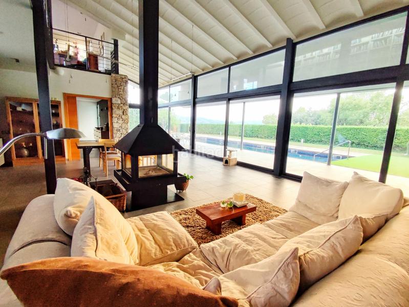 Foto 9db08157-a652-42f6-926e-3e8035bd3cdf. Casa con riscaldamento parcheggio piscina in Cervià de Ter