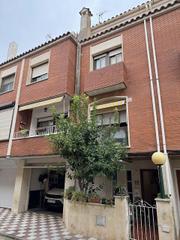 Maison jumelée à Malgrat de Mar. Casa para entrar a vivir