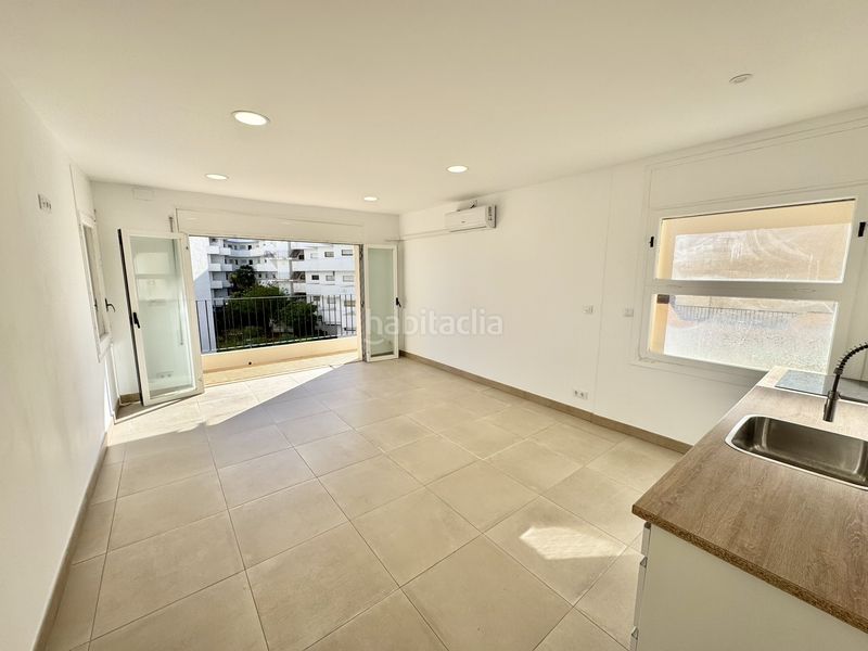 Foto 759076ef-6cbf-4155-925d-724171d97ec6. Pis amb calefacció aparcament a Santa Margarida Roses