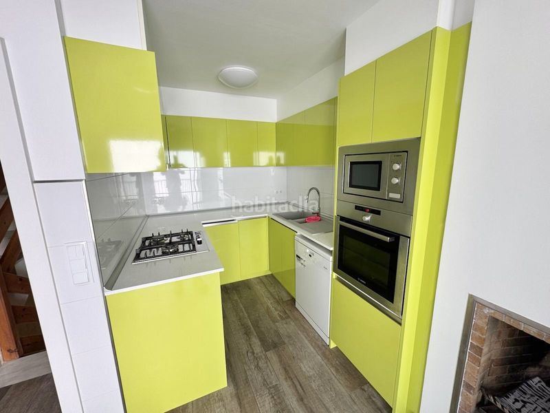 Foto f8852516-17a9-4bd3-9fe8-7b6c9becf172. Casa adossada amb calefacció aparcament a Santa Susanna
