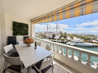 Dúplex a Salins - Cavall de Mar. Duplex con licencia turística y vistas en empuriabrava