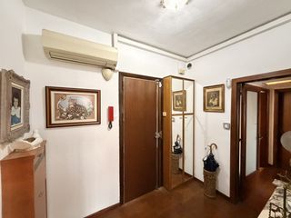 Apartament a Baix Guinardó. Piso con vistas a sant pau modernista