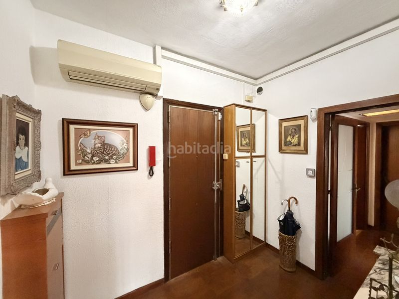 Foto 287c68ff-e181-4ab7-a3b3-a6930d182ef0. Apartament amb calefacció a Baix Guinardó Barcelona