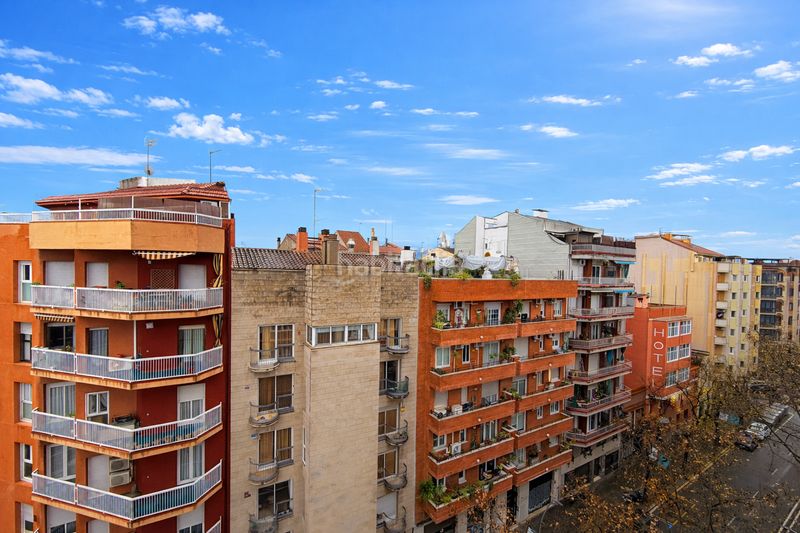 Foto 7391f28b-d81a-4496-9be0-3981a911040c. Apartament amb calefacció a Baix Guinardó Barcelona