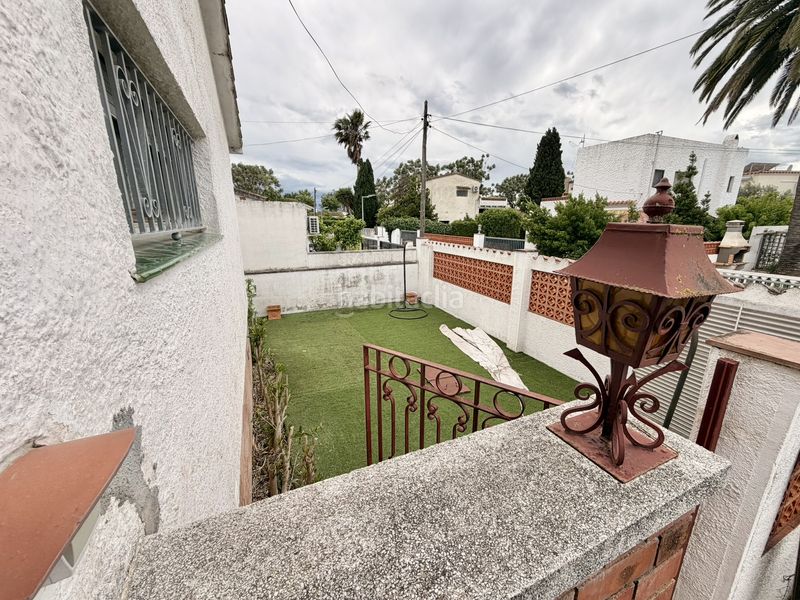Foto fb524838-8c93-4187-b2e1-2d6665318cd3. Casa amb aparcament a Montgrí Empuriabrava