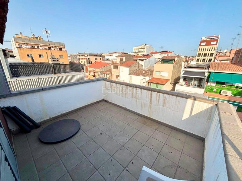 Foto 0ec5f14a-a7f0-4732-8799-e79f93772032. Casa amb calefacció aparcament piscina a Centre Granollers
