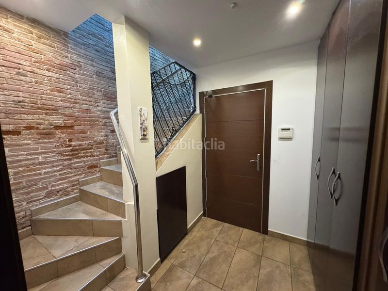 Foto c9eb2c7b-a07f-4c23-ad06-eb85a64f03c6. Casa amb calefacció aparcament piscina a Centre Granollers