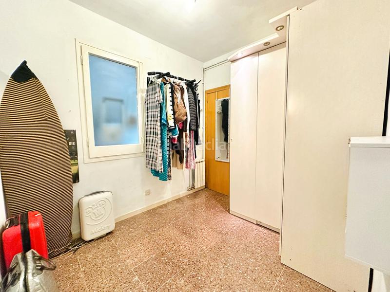 Foto eab77c9d-a96a-47f3-9b3a-5e73a92dc489. Appartamento in Guinardó Barcelona