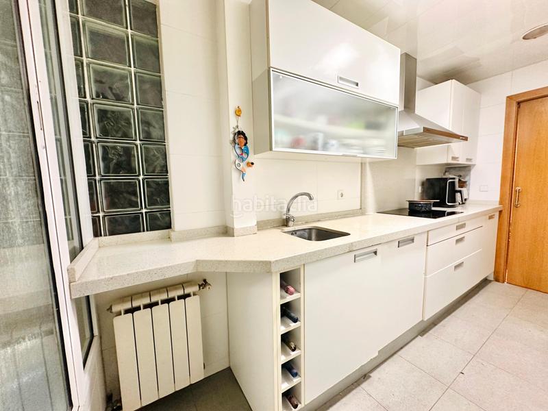 Foto 757fb4d1-2b2b-4913-a4aa-ab7d8159db1f. Etagenwohnung in Guinardó Barcelona