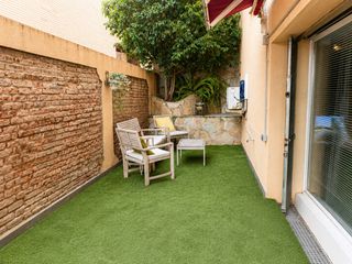 Appartement  Carrer d'ercilla. Hermoso piso con terraza