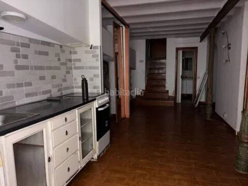 Foto ce877bc1-b31b-44a7-afd4-53fc82167834. Pis a Hostafrancs Barcelona