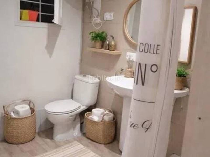 Foto bd65fe3b-fa9e-42d1-b857-2b58970e16f5. Local comercial a Carmel Barcelona