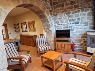Masia a Espluga Calba (L). Casa de poble declarada com a casa rural en venda a lespluga ca