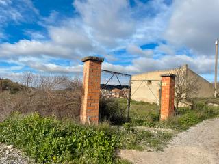 Finca rústica  Carrer senant. En venda dues finques rústiques una amb magatzem/cabana  i l’alt
