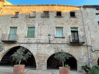 Casa  Carrer major. Oportunitat, casa en venda al centre d’arbeca, lleida!