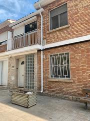 Casa adossada a Borges Blanques (Les). Casa en venda a les borges blanques, lleida – zona cases barates