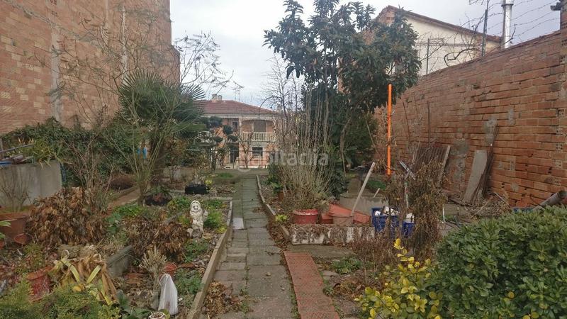 Foto c0a94003-8824-47dd-bd34-f74d27576225. Terreny residencial a carrer carles puente nicolàs 19 a Borges Blanques (Les)