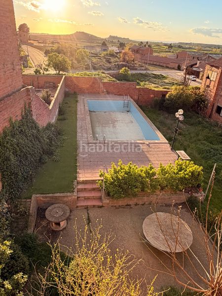 Foto 3bbcf27b-caff-49ee-adbb-5e6016c11b50. Maison avec cheminée chauffage parking piscine dans Arbeca