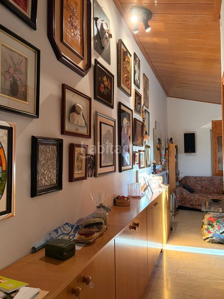 Foto c6874bd2-b550-4f6a-9d2a-214414665777. Maison avec cheminée chauffage parking piscine dans Arbeca