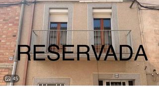 House in Bellv�s. Casa en venda amb sortida a dos carrers i  amb moltes  possibili