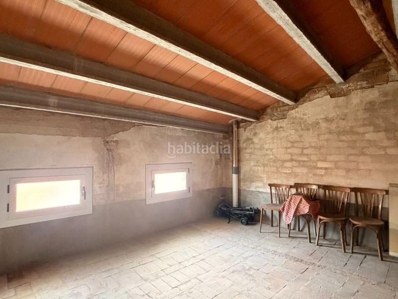 Foto 3d138c0d-cb03-45c4-8724-c9cc10149327. Casa amb xemeneia calefacció aparcament a Bellvís