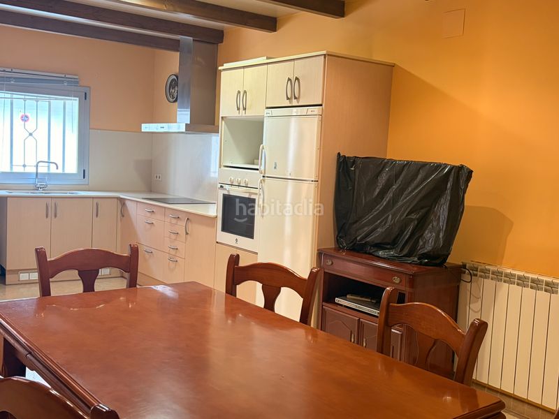 Foto 5d07da85-47dd-4bac-9038-8677f29ba734. Casa amb xemeneia calefacció aparcament a Bellvís