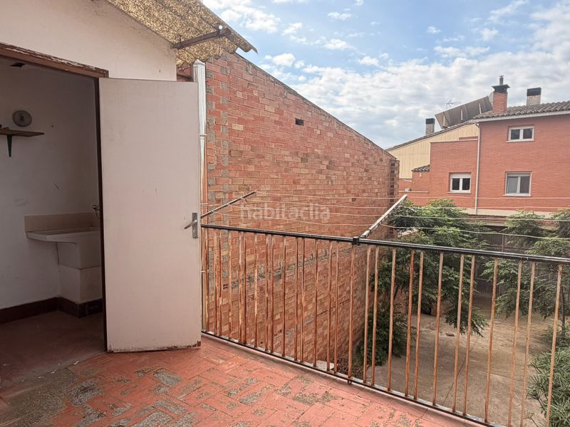 Foto 5fbb6a01-cbbf-4d46-868c-d1a1e025bba3. Casa amb xemeneia calefacció aparcament a Bellvís