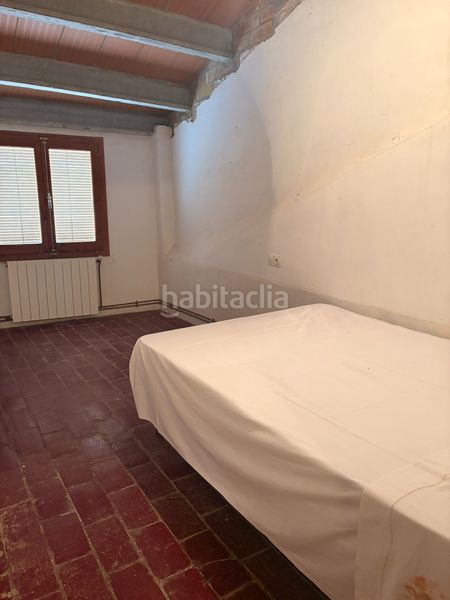 Foto 98f30017-2abb-4945-a01a-0635d11ac35e. Casa amb xemeneia calefacció aparcament a Bellvís