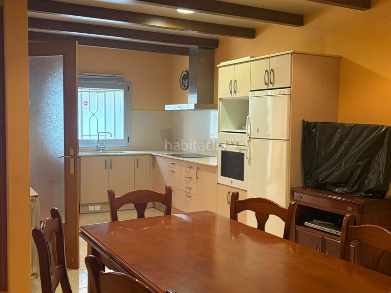 Foto a2eff529-9ad8-4681-bcf1-0b985ffc16d2. Casa amb xemeneia calefacció aparcament a Bellvís