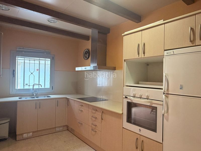 Foto ad9fc792-e099-4777-a2a6-d11b9eb447e6. Casa amb xemeneia calefacció aparcament a Bellvís