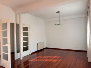 Location Appartement  Raval del carme 150. En lloguer pis de tres habitacions amb espectacular terrassa de