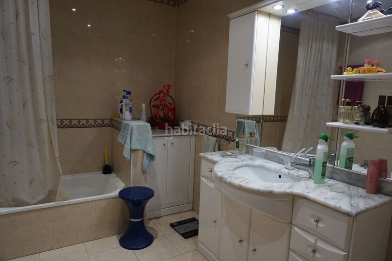 Foto 28cbed29-f42a-4461-b262-f6ecd0a93ba0. Casa en avinguda de francesc macià 27 en Borges Blanques (Les)
