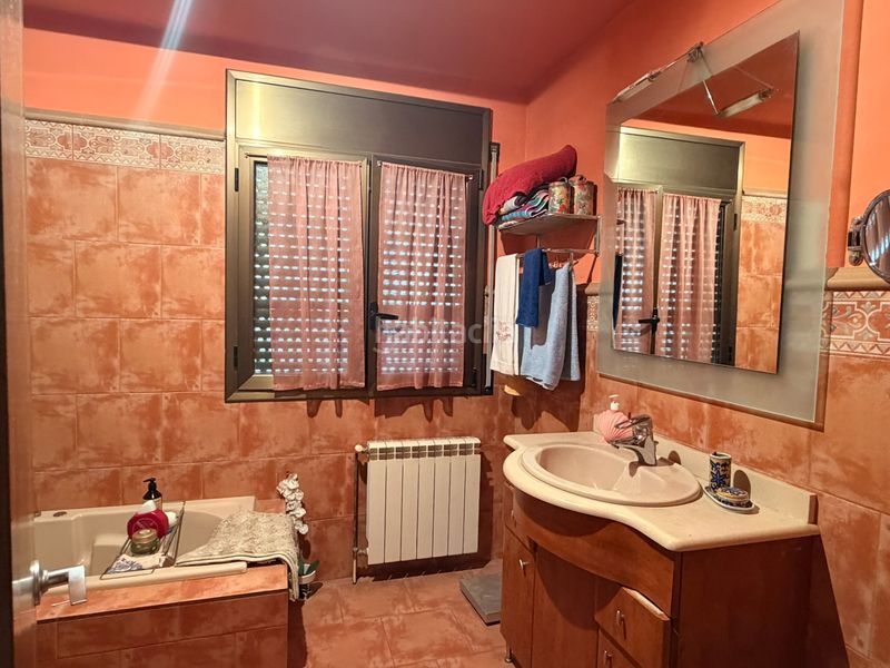 Foto a2b68ca2-8370-4bff-b579-c5962fc273c4. Casa amb calefacció a Cervià de les Garrigues