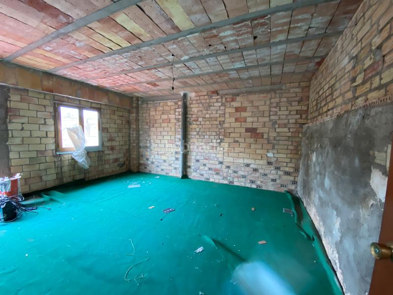 Foto c3451bf3-f3d2-4ad9-8b01-78e035660786. Casa amb aparcament a Perelló (El)