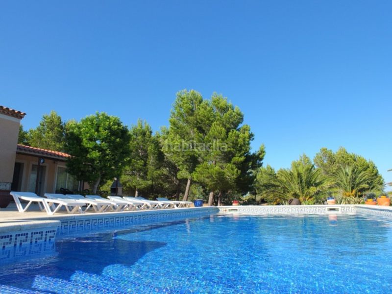 Foto f397fd2d-8ee6-427a-9096-b1b2f2cec91f. Xalet amb xemeneia aparcament piscina a Sant Jordi D´Alfama Ametlla de Mar (L´)