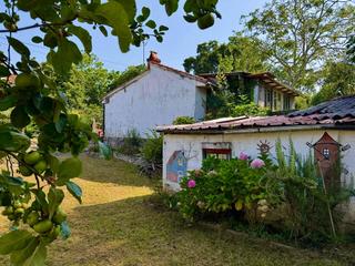 Haus  Barrio calle la trapa. Casa con jardin para rehabilitar en el b de la iglesia  ruiloba.
