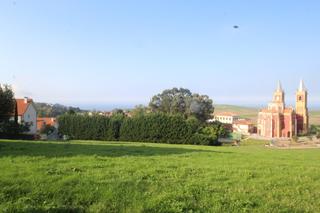 Terrain résidentiel  Antoñan. Terreno urbano con proyecto y licencia en cóbreces  alfoz de llo