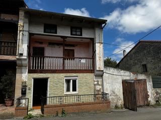 Maison à Udías. Casa con jardín para rehabilitar