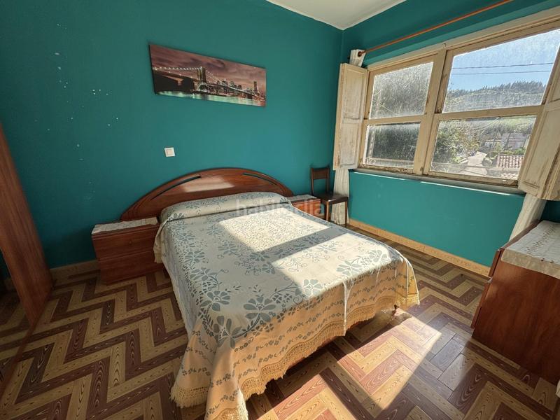 Foto ed9b9c61-7e45-40c9-899e-2e7db0e03ce4. Casa  para rehabilitar con amplio terreno urbano en oreña en Alfoz de Lloredo
