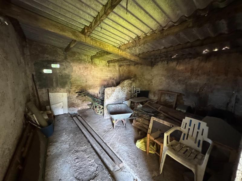 Foto f665580f-c117-4009-8343-9ec222f49fc8. Casa  para rehabilitar con amplio terreno urbano en oreña en Alfoz de Lloredo