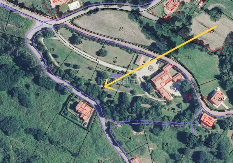 Foto b4b998fa-c73f-4318-81d8-187adf19c897. Terreny residencial a Ruiloba