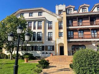 Appartement à Comillas. Apartamento con garaje en comillas