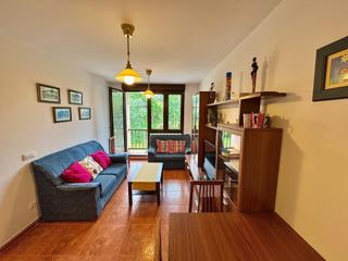 Piccolo appartamento in Alfoz de Lloredo. Apartamento con aparcamiento comunitario en cobreces