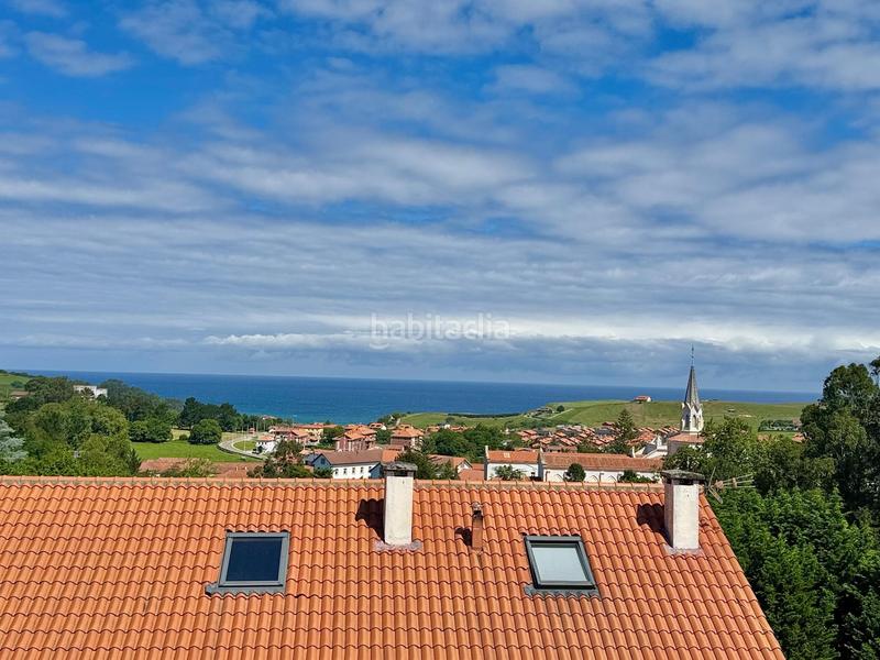 Foto 4285cb11-ad94-4bbe-a19b-5b1e78bc5391. Chalet  pareado con vistas al mar en cobreces. en Alfoz de Lloredo