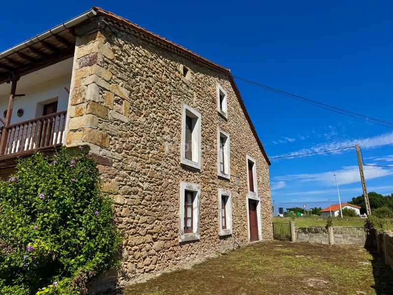 Foto c81c5a9c-dd69-4372-a18f-0f6e06f08c03. Haus in San Vicente de la Barquera