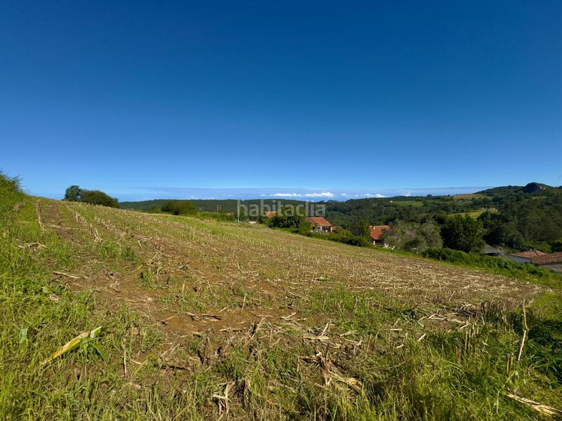 Foto 3bc0f546-3cf5-43db-a89f-f01a264571b9. Terreny residencial a Comillas